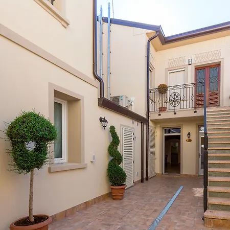 Villa Cavour-2